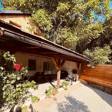 4 Valečov-zásadka 7 Apartmán *