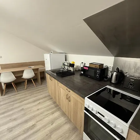 4 Valecov-zasadka 7 * Mnichovo Hradiště