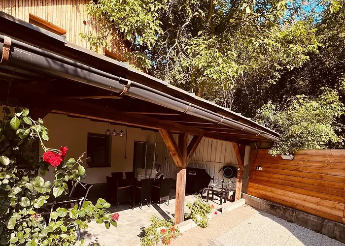 4 Valecov-zasadka 7 Apartment *